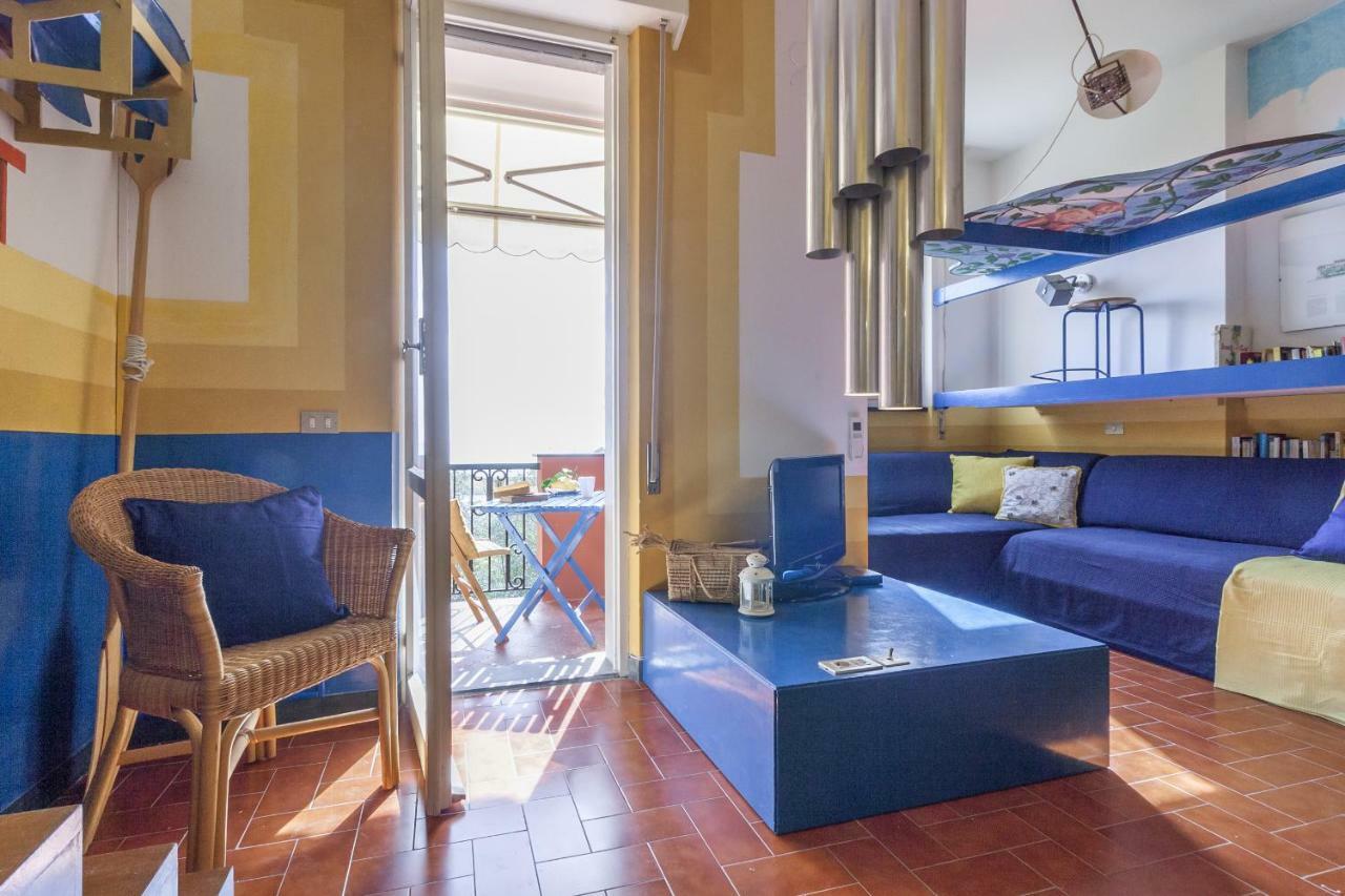 Il Nido Del Pavone Apartment Монтеросо ал Маре Екстериор снимка